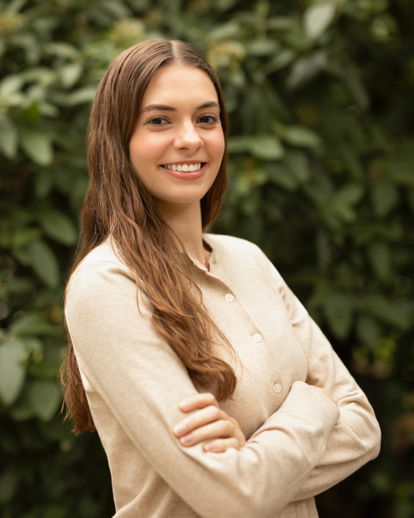 Danielle DeLargy Headshot
