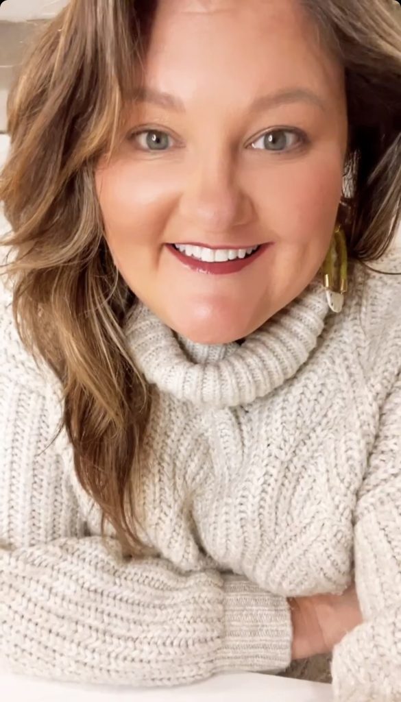 Catherine Geletka Headshot