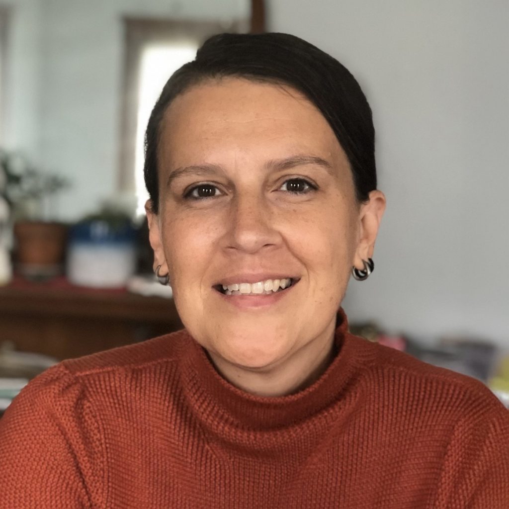 Maria LaCreta Headshot