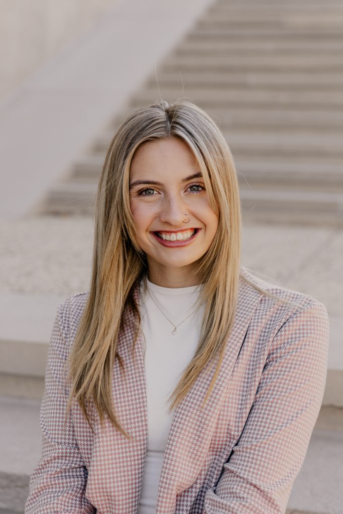 Josie Holbrook Headshot
