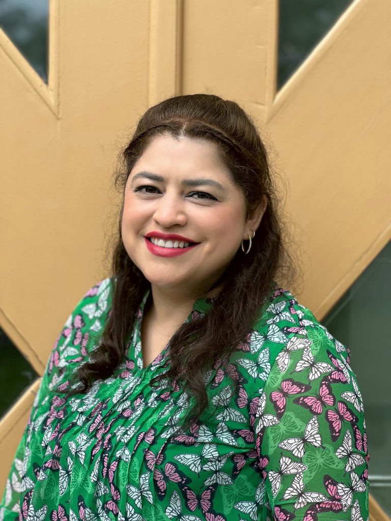 Gloria Contreras Headshot