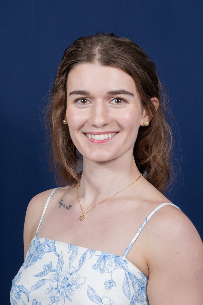 Kaitlyn Davis Headshot