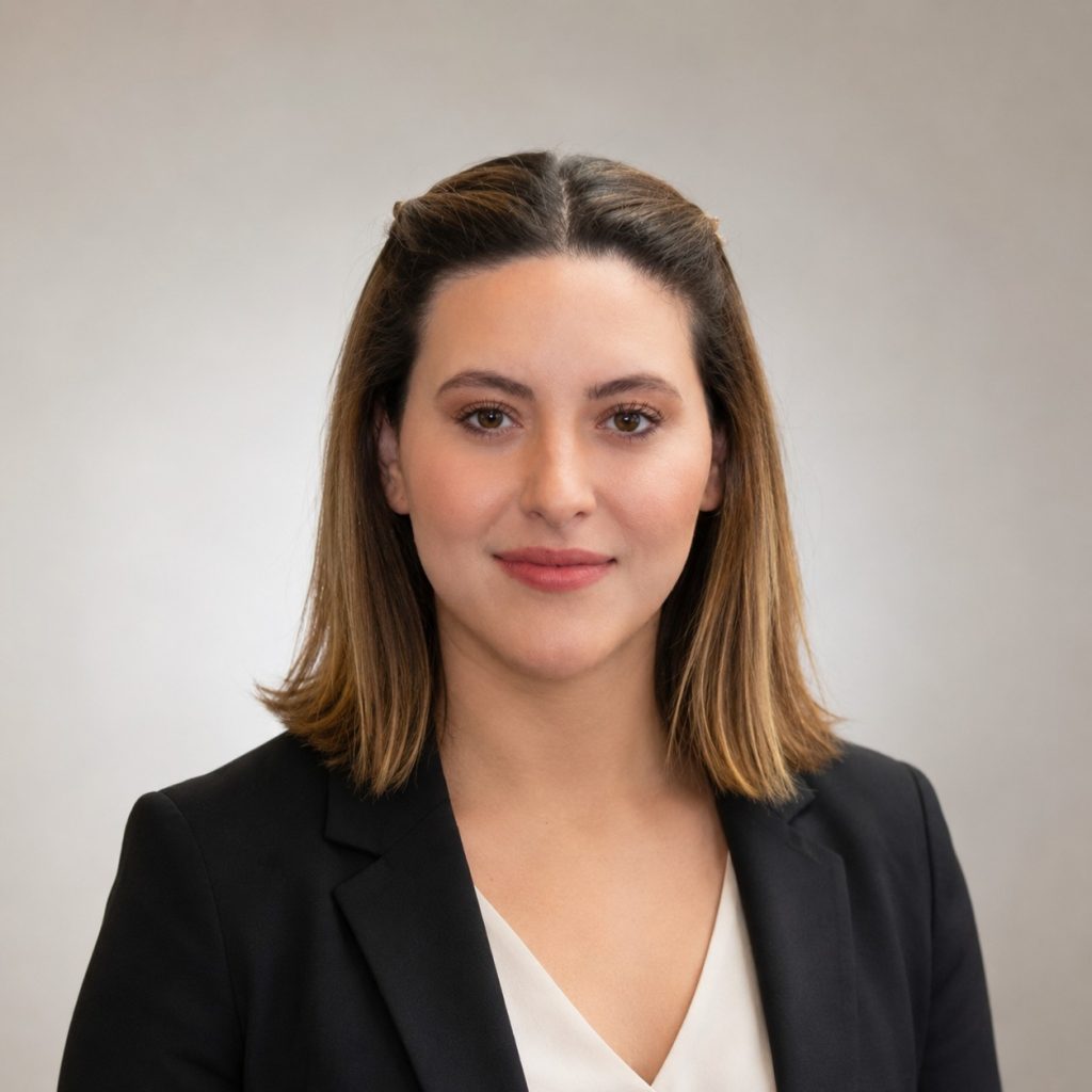 Mariana Acurio Headshot