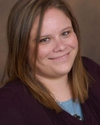 Laurel Nard Headshot