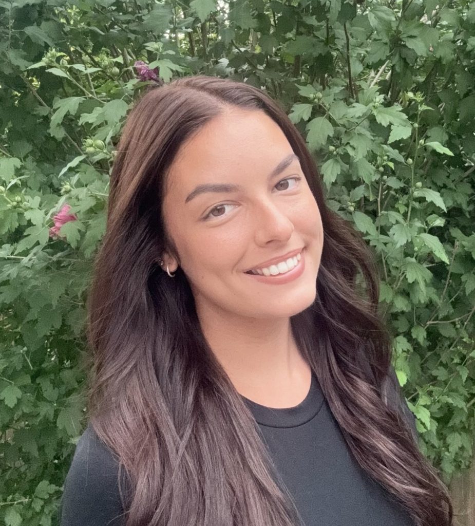 Alexandra Errico Headshot