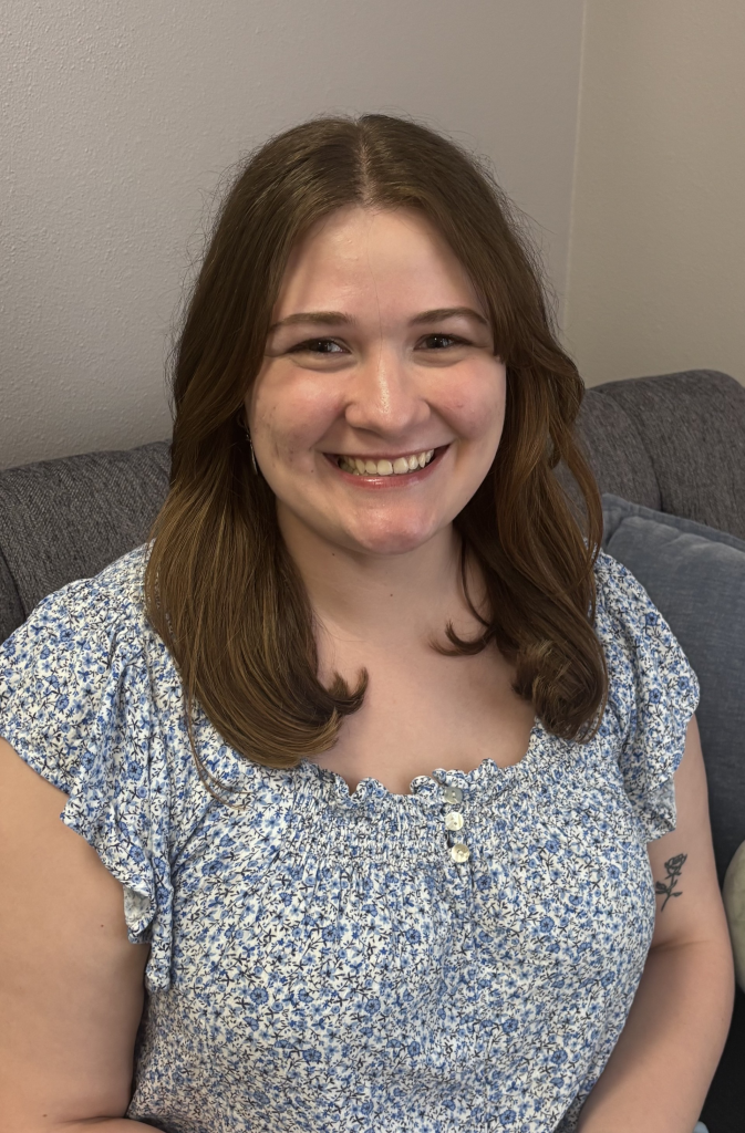 Lauren Miller Headshot