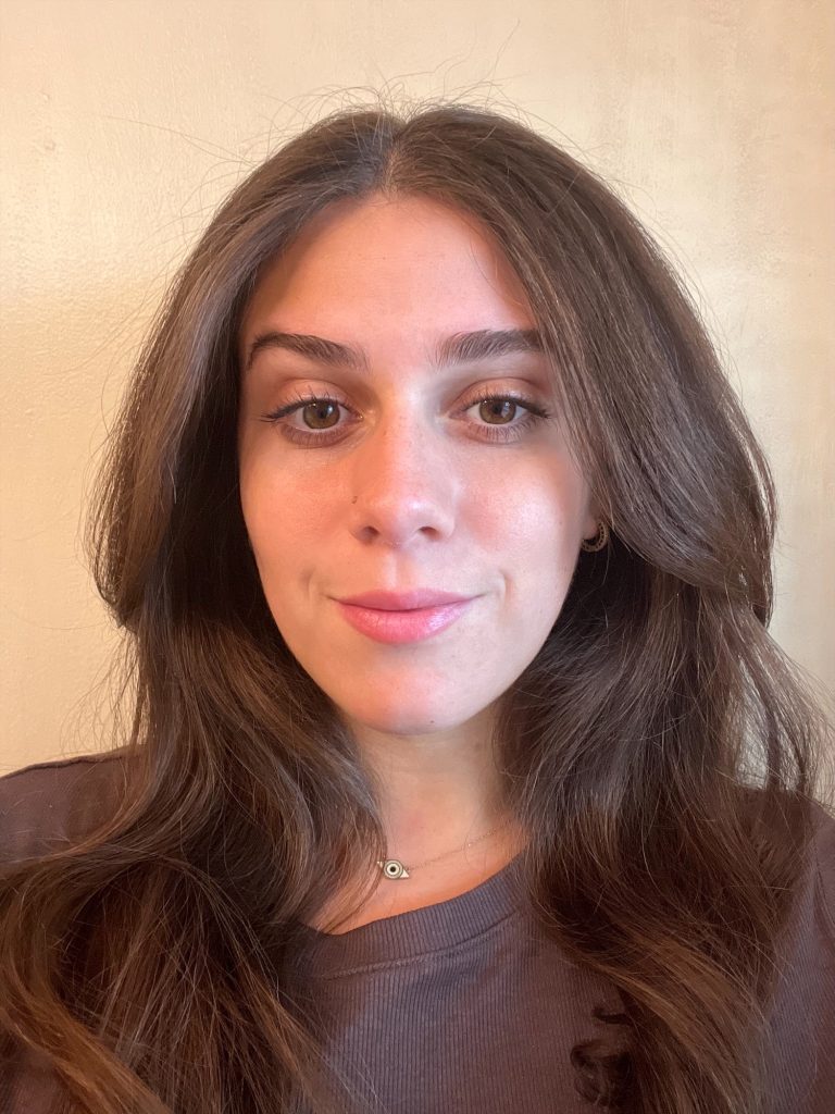 Angelise Romero Headshot