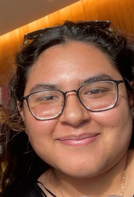 Jennifer Duque Headshot