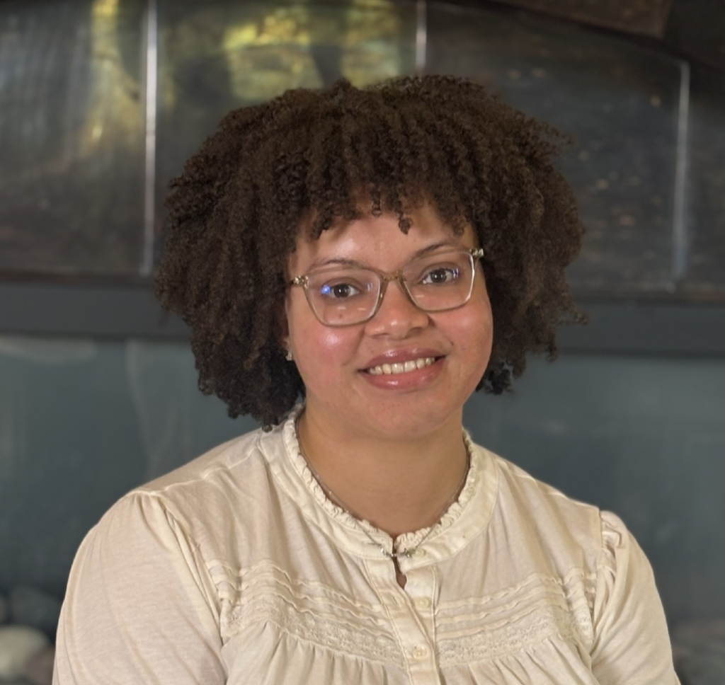 Endrysa Peguero-Castillo Headshot