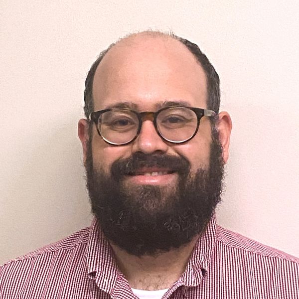 Scott Matthews Headshot