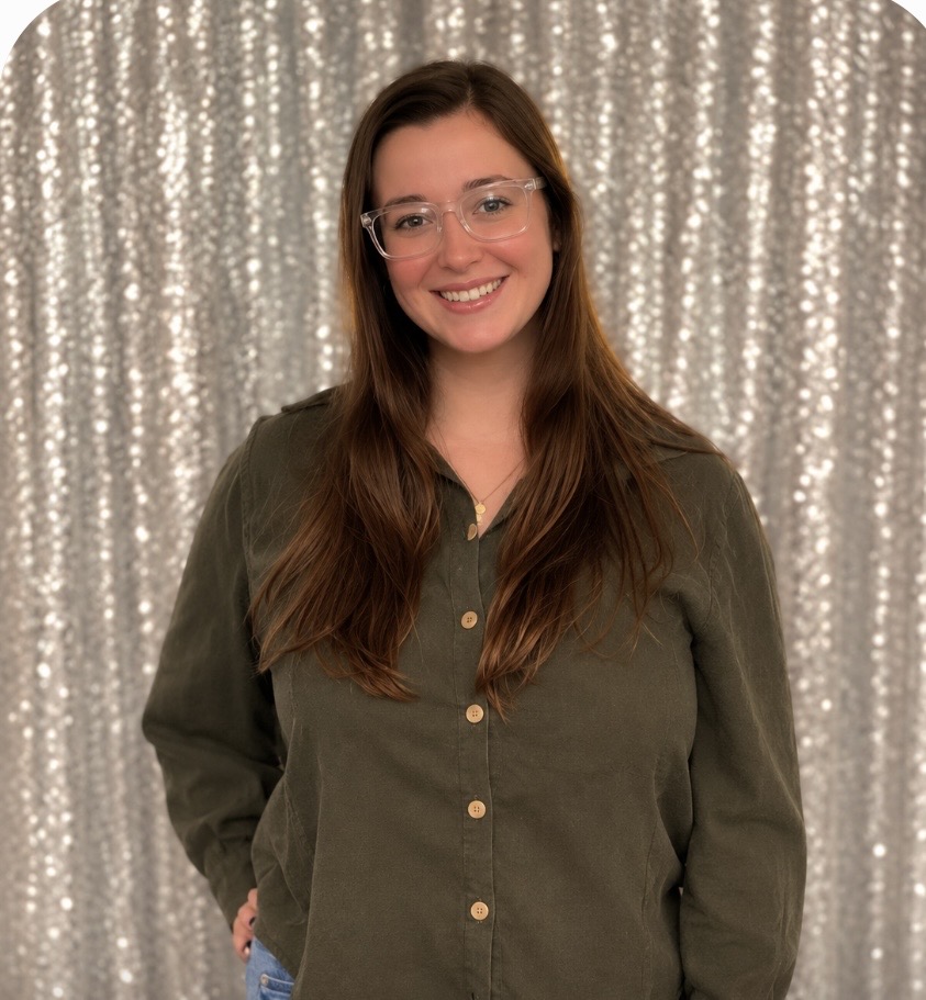 Ashley DeLuca Headshot