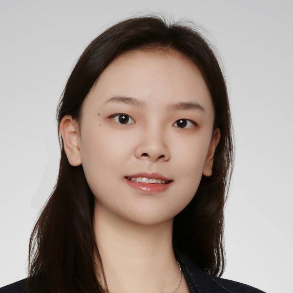 Alenna Chen Headshot