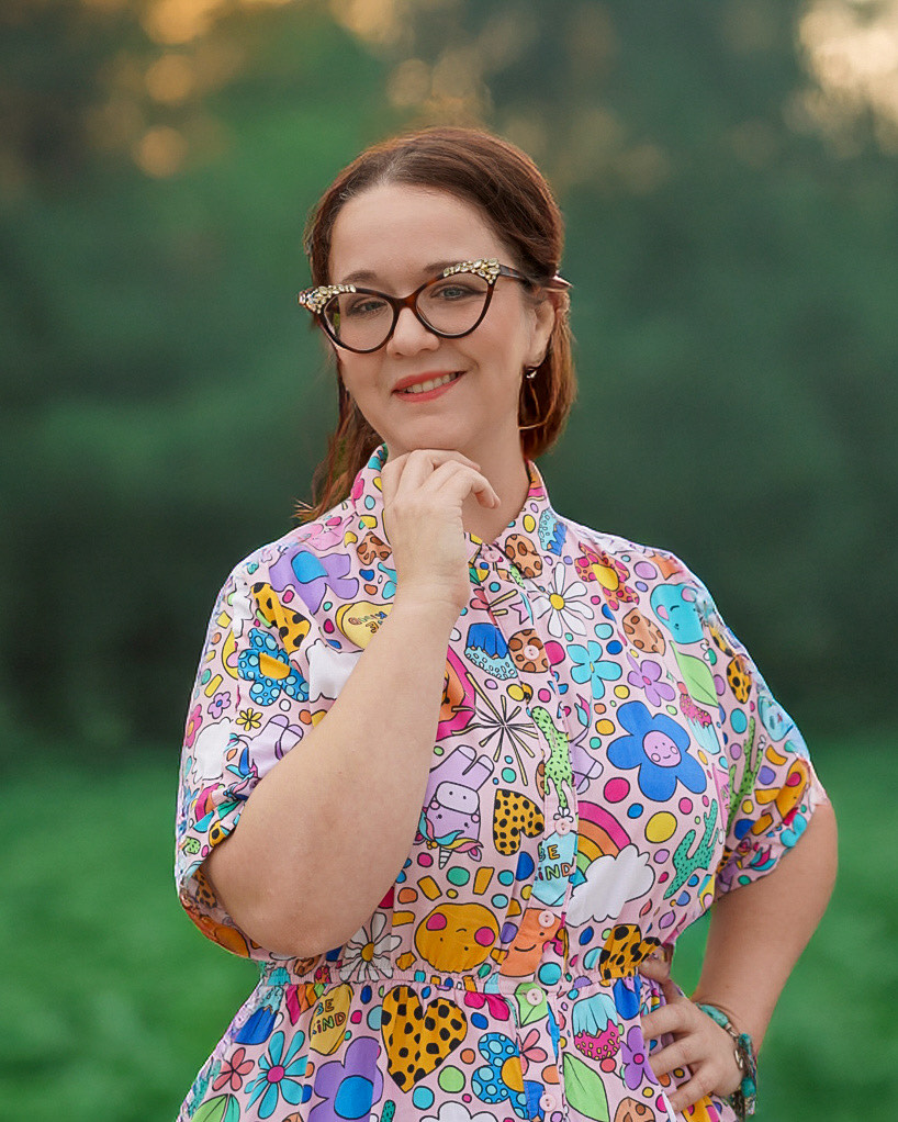 Angela Price Headshot