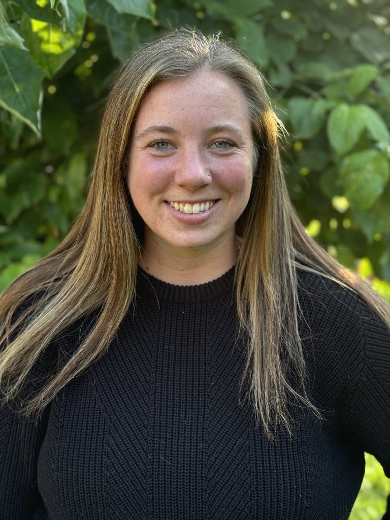 Elizabeth Stithem Headshot