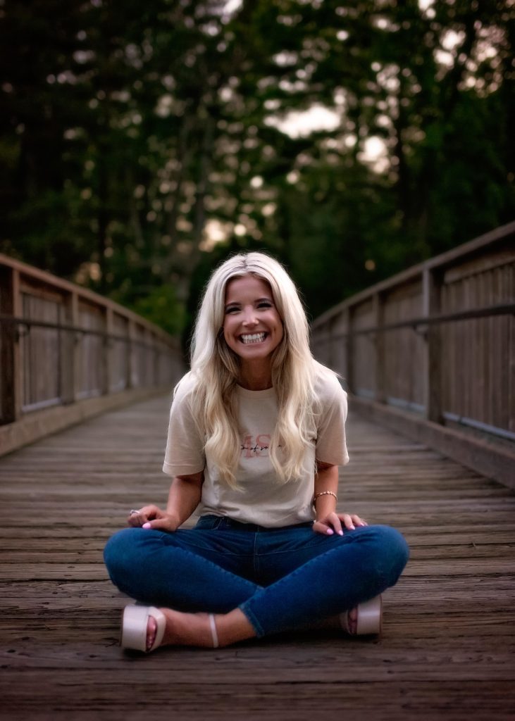 Jenna Bartsch Headshot