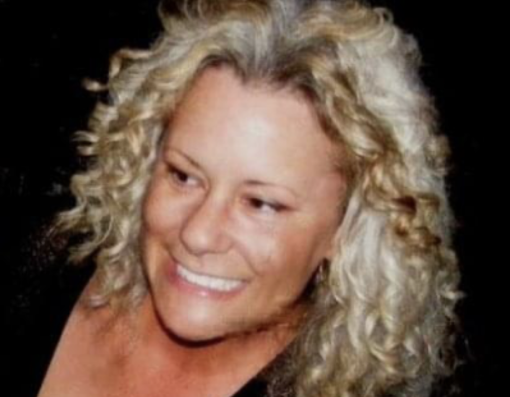 Kimberly Merrill Headshot