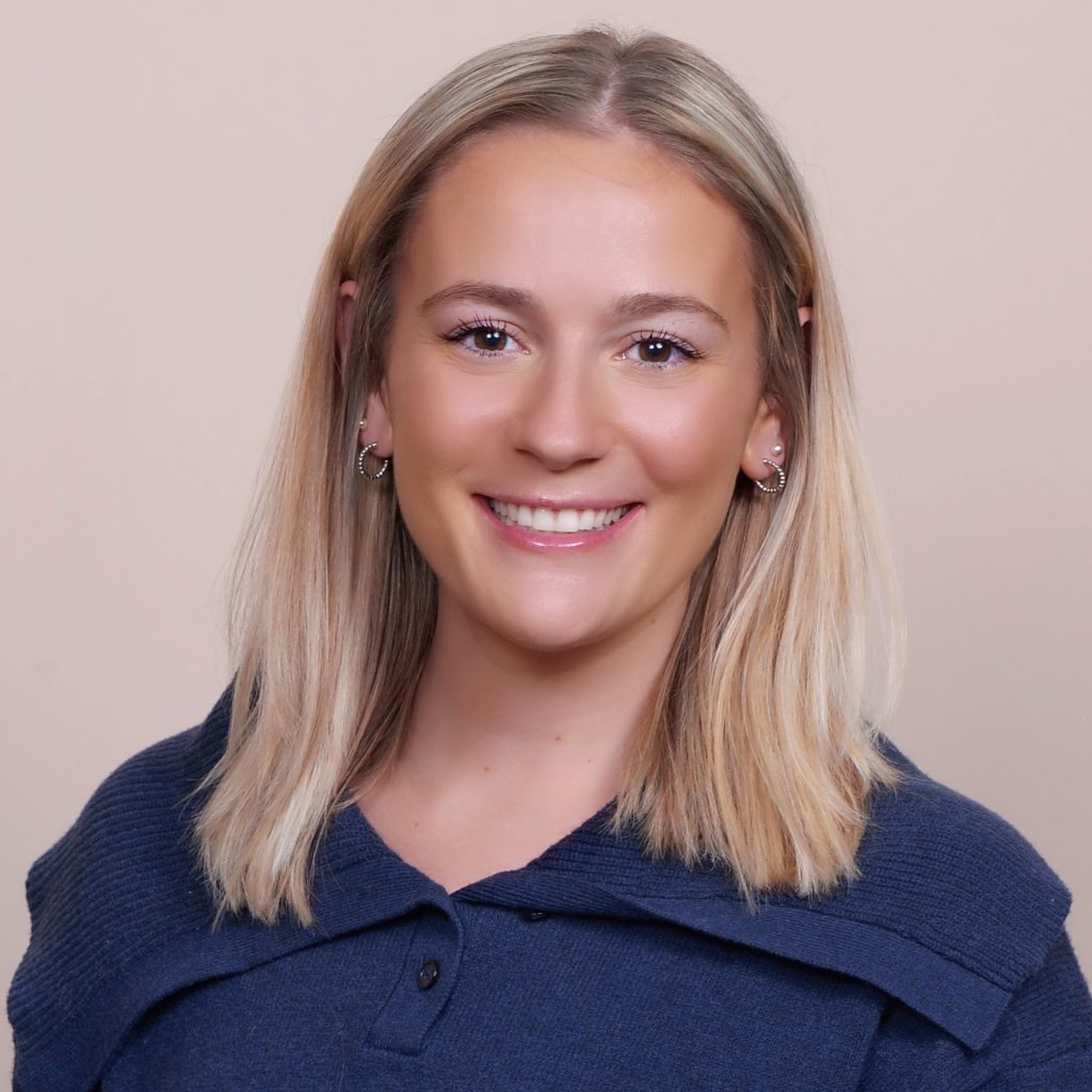Hannah Hunter-Lee Headshot