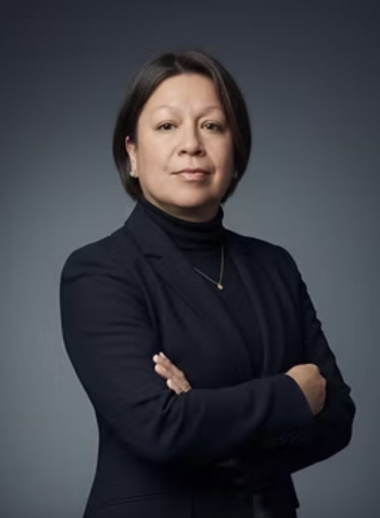 Adriana Oberhausen Headshot
