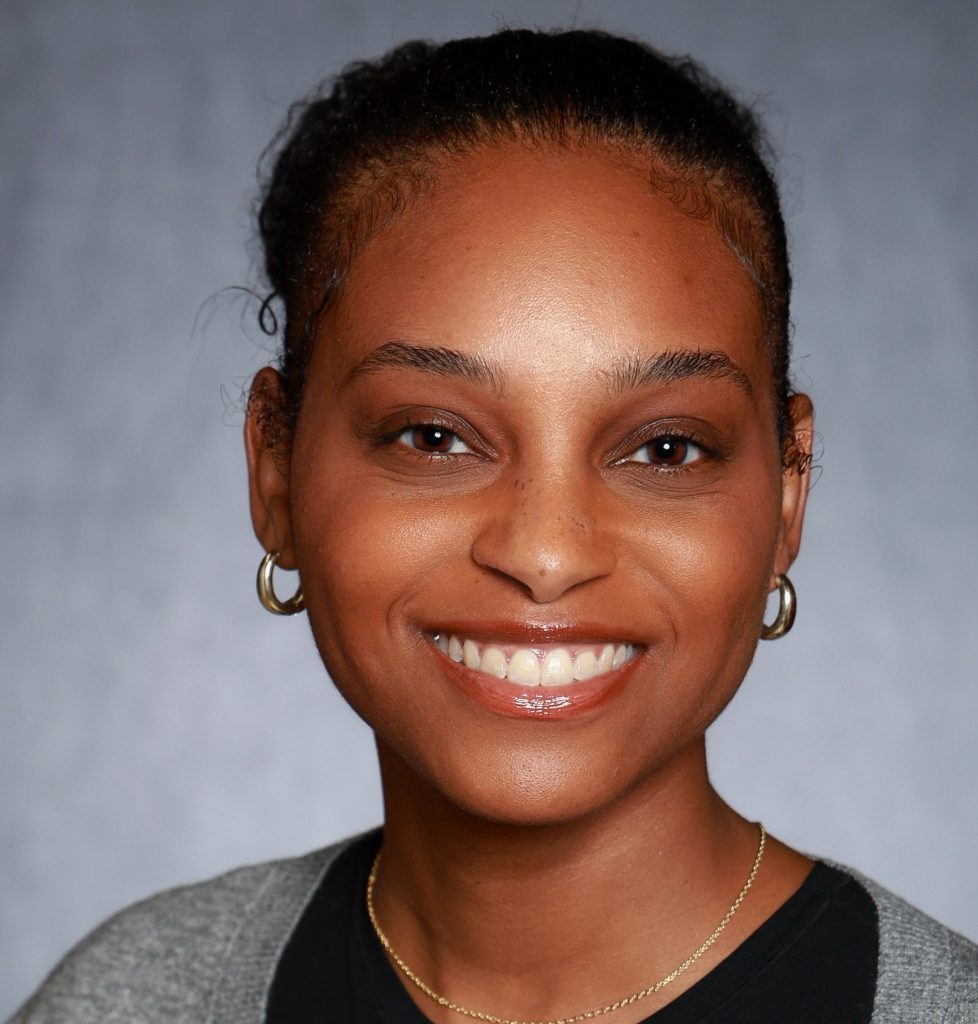 Candace Walton Headshot