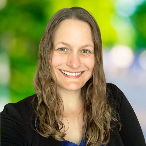 Lindsay DeHaan Headshot