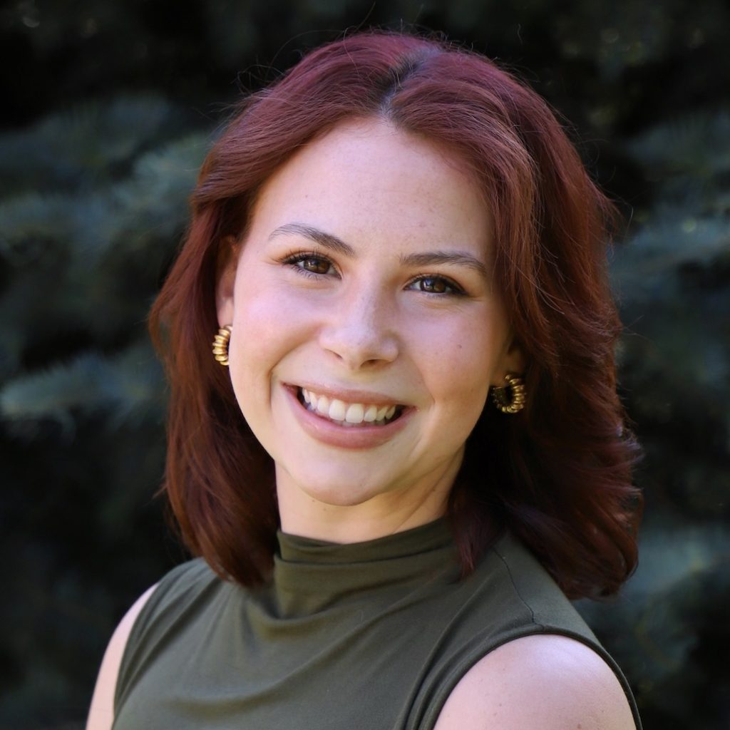 Kylee Larkin Headshot