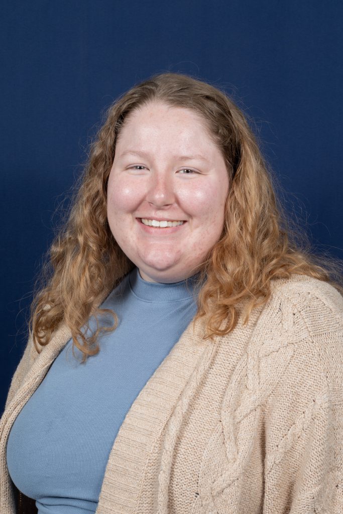 Macie Roorda Headshot