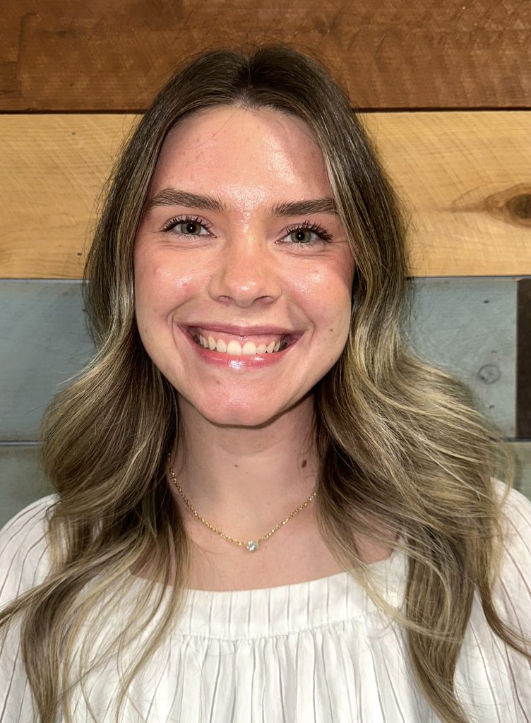 Megan Rosemeyer Headshot