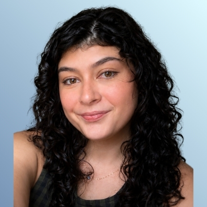 Lindsay Darnell Headshot