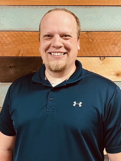 Jonathan Mangano Headshot