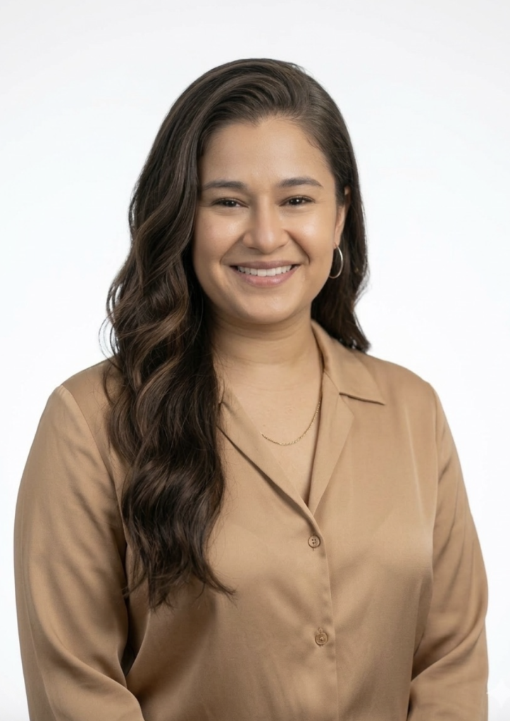 Erika Regalado Headshot