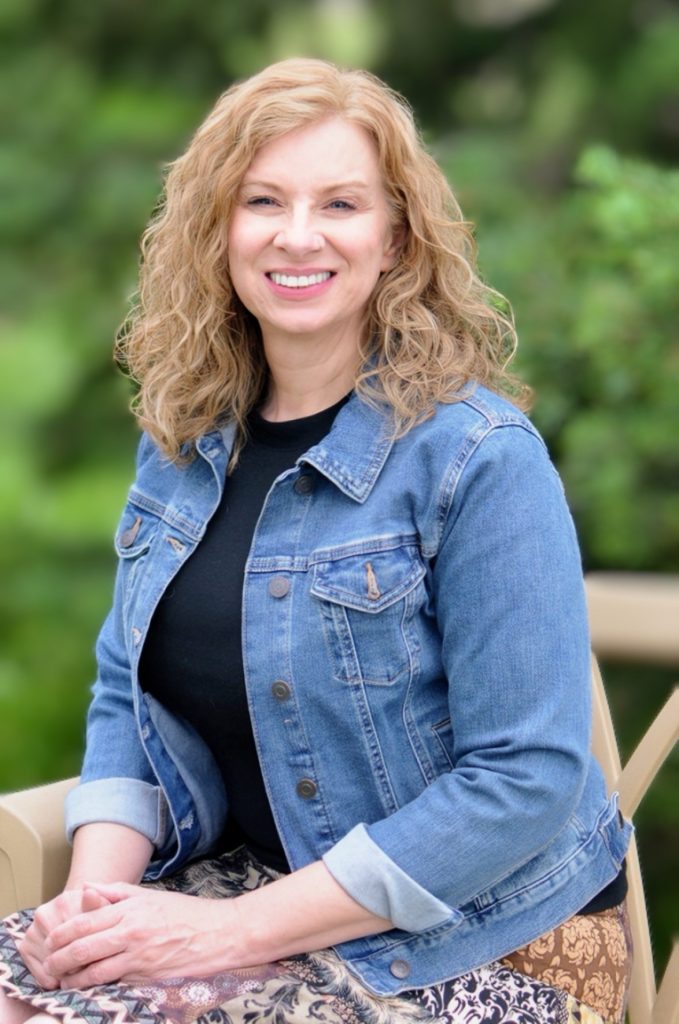 Tracey Coppock Headshot