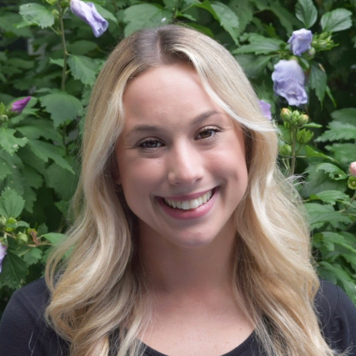 Brienna Santaniello Headshot