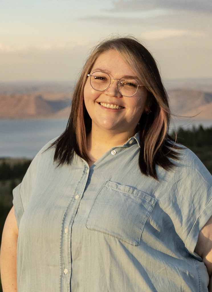 Sarah Vavra Headshot