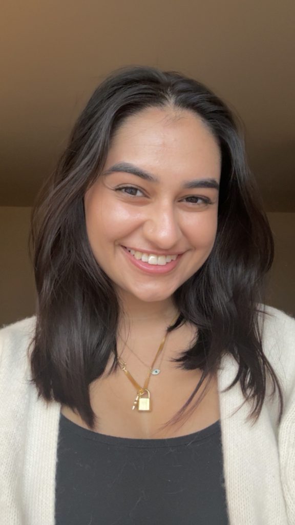 Divjot Kaur Headshot
