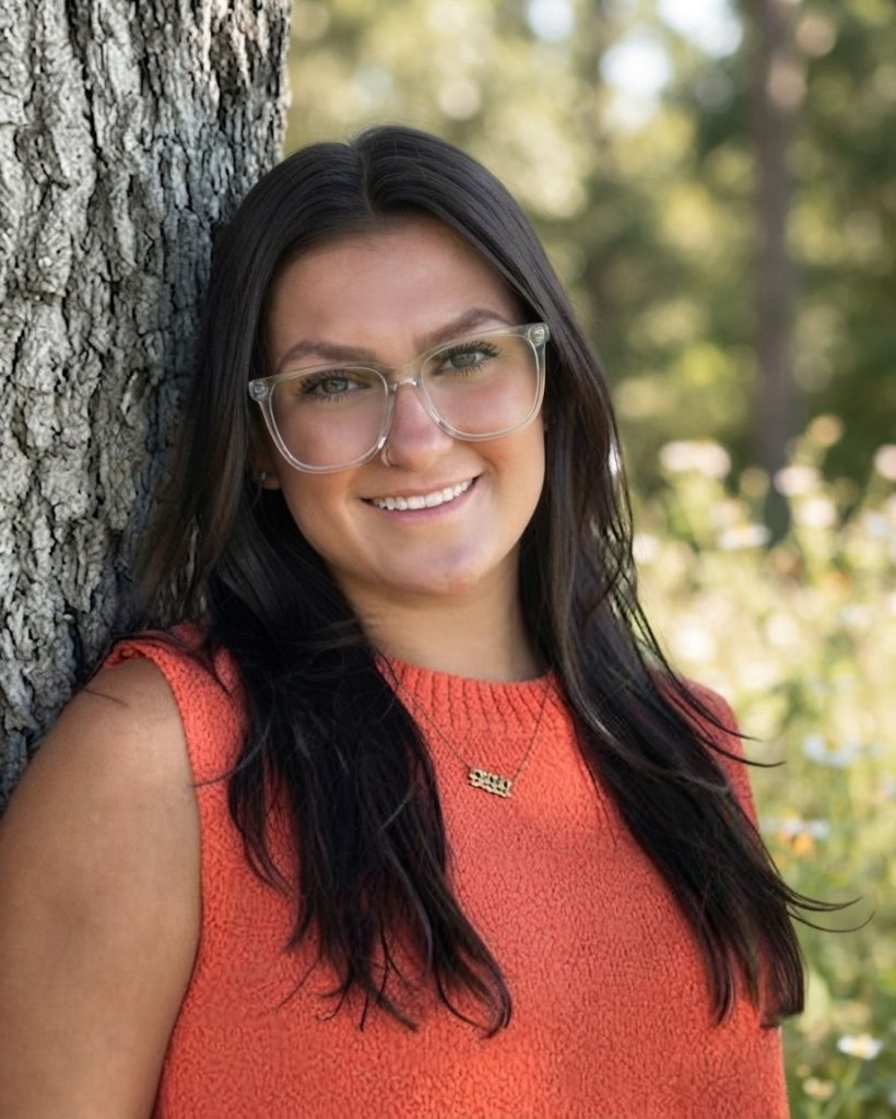 Taylor Vicente Headshot