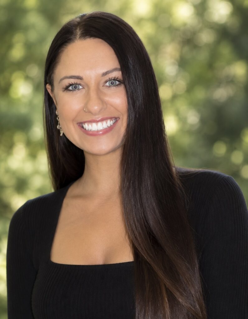 Amanda Seide Headshot