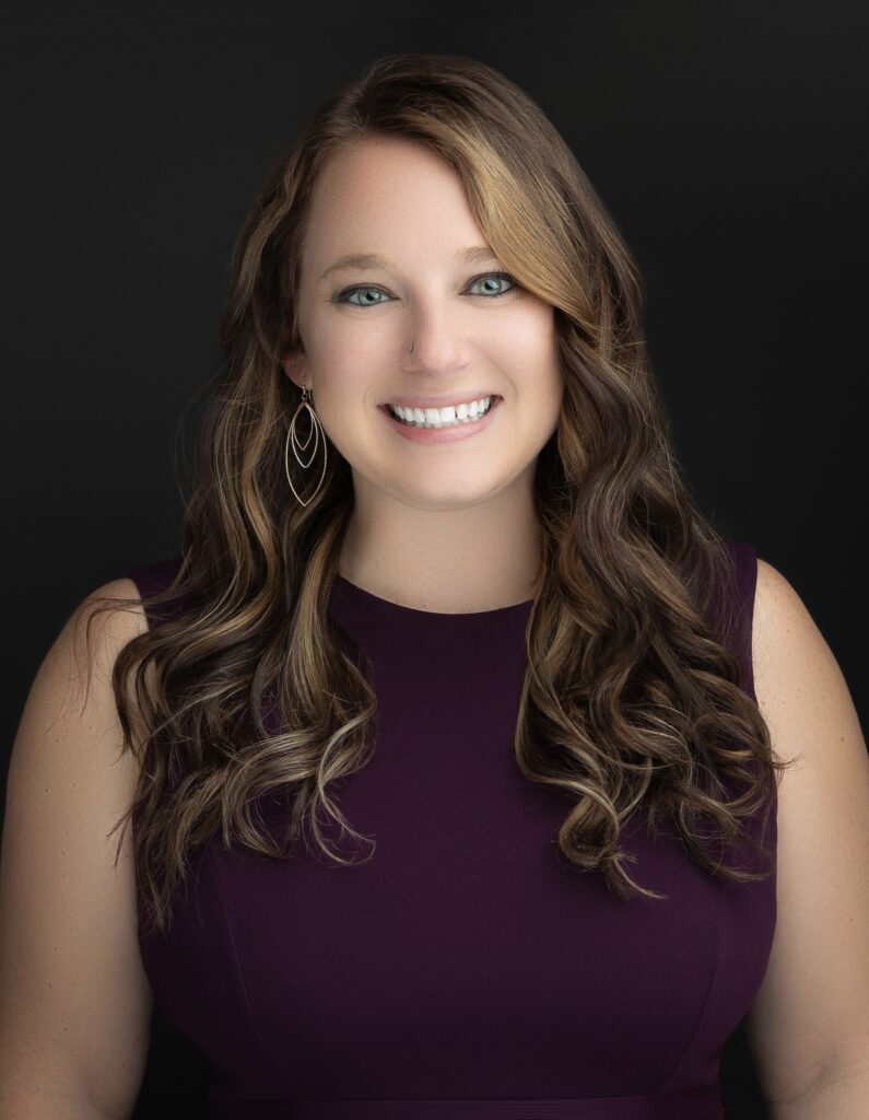 Sara Bredt Headshot