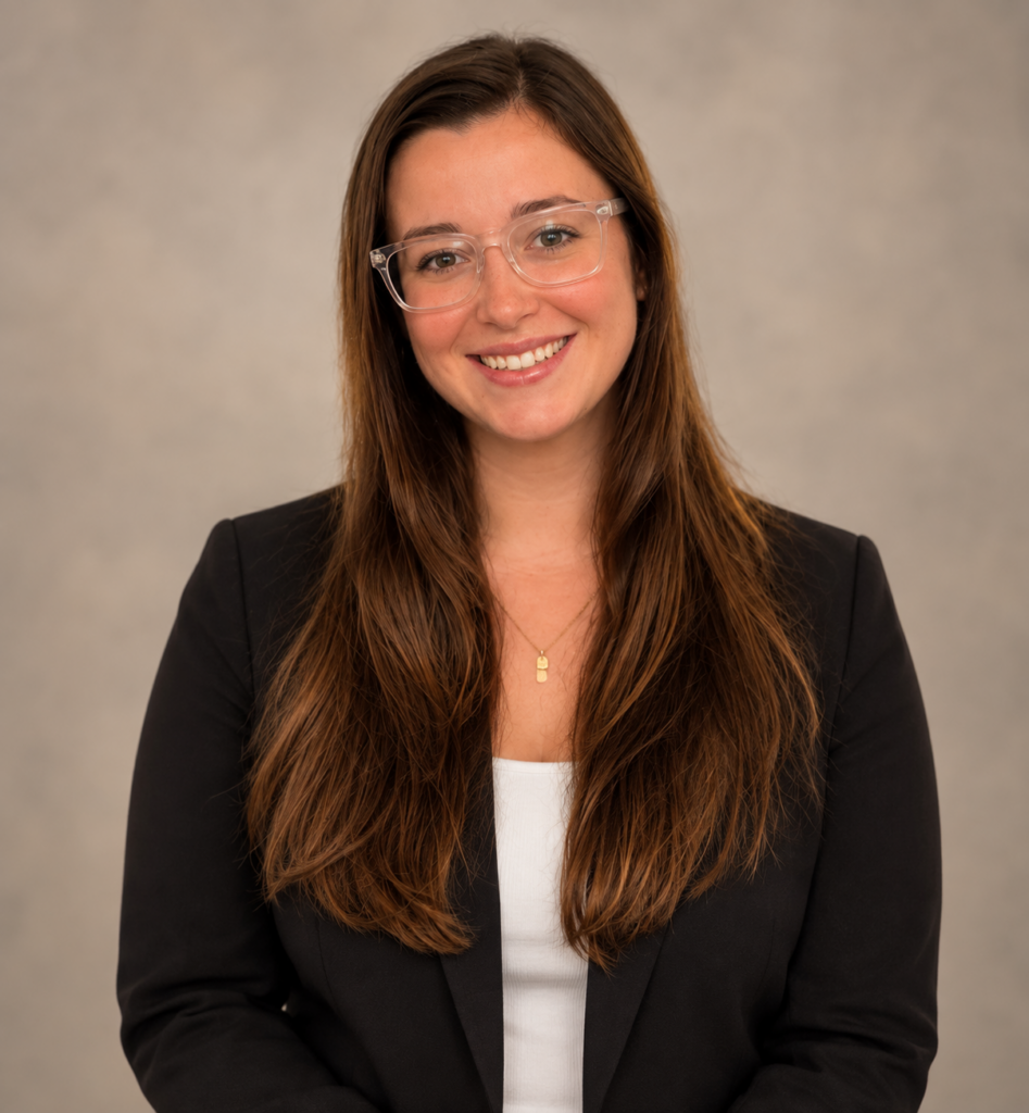 Ashley DeLuca Headshot