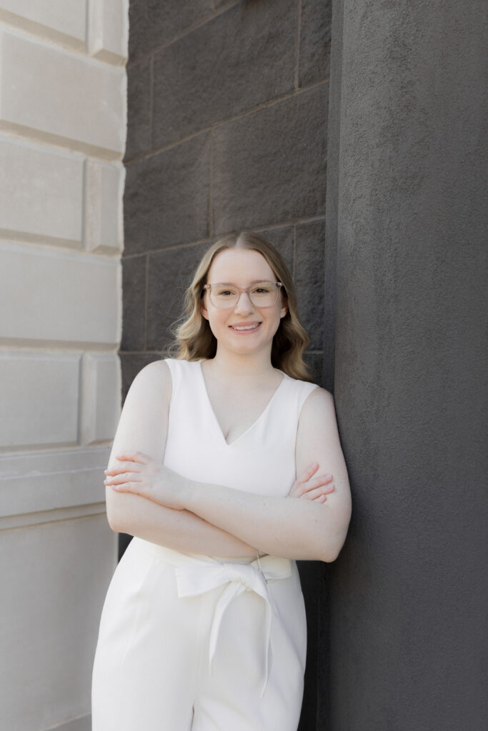 Hannah Gundlach Headshot