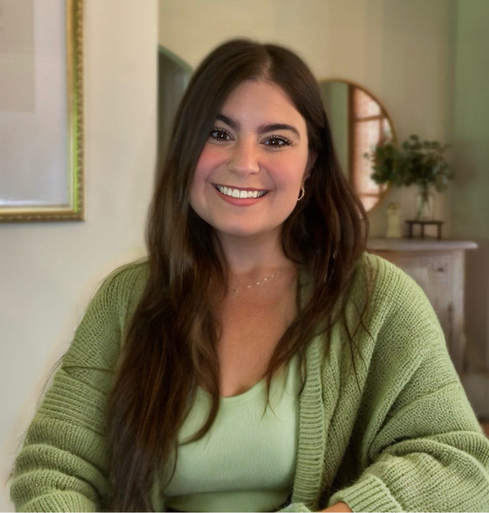 Angela Sanders Headshot