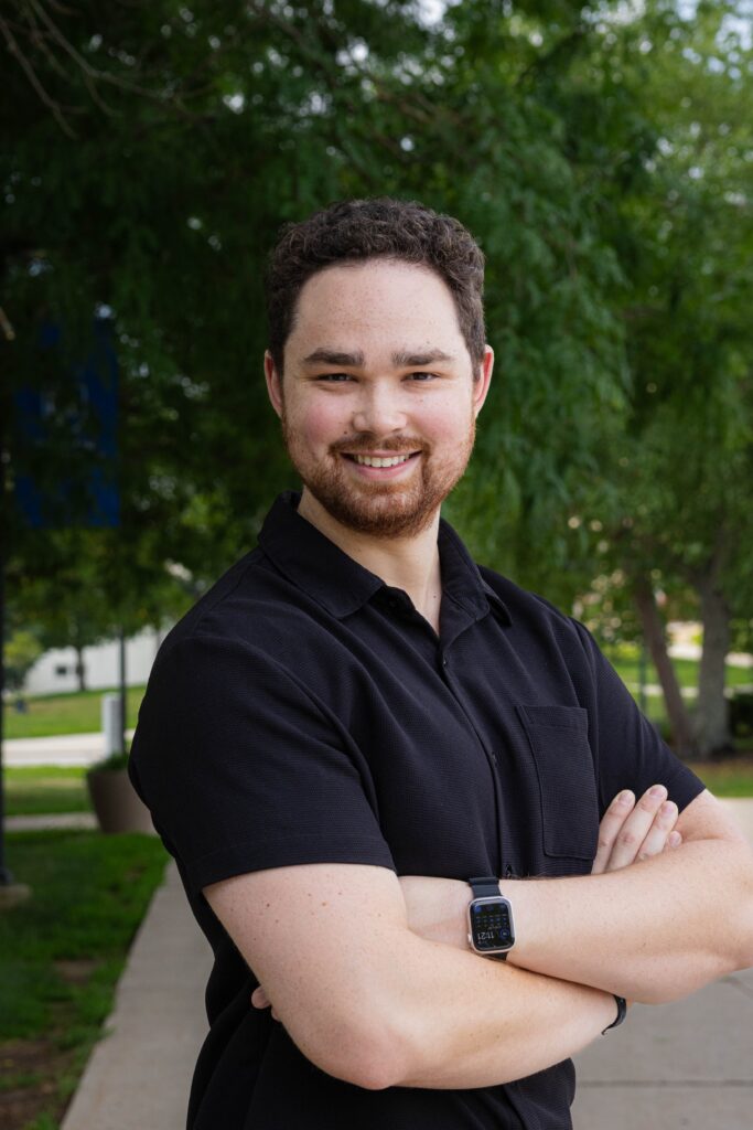 Isaac Radin Headshot
