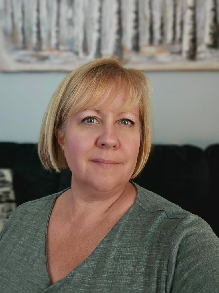 Kristin Mecklenburg Headshot