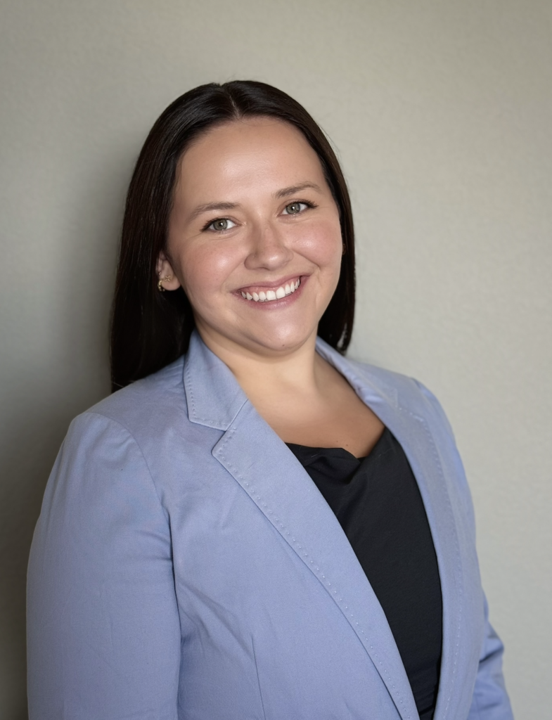 Hannah Kesten Headshot