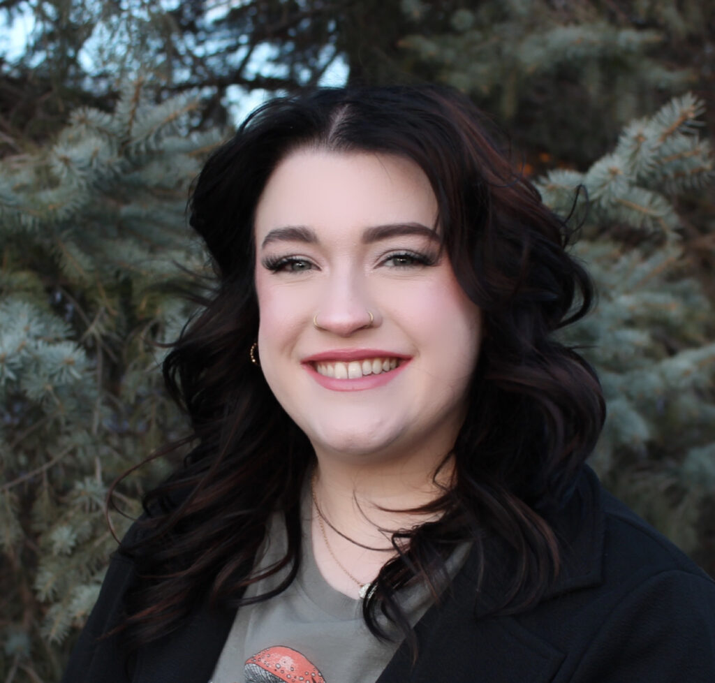 Rachel Hills Headshot