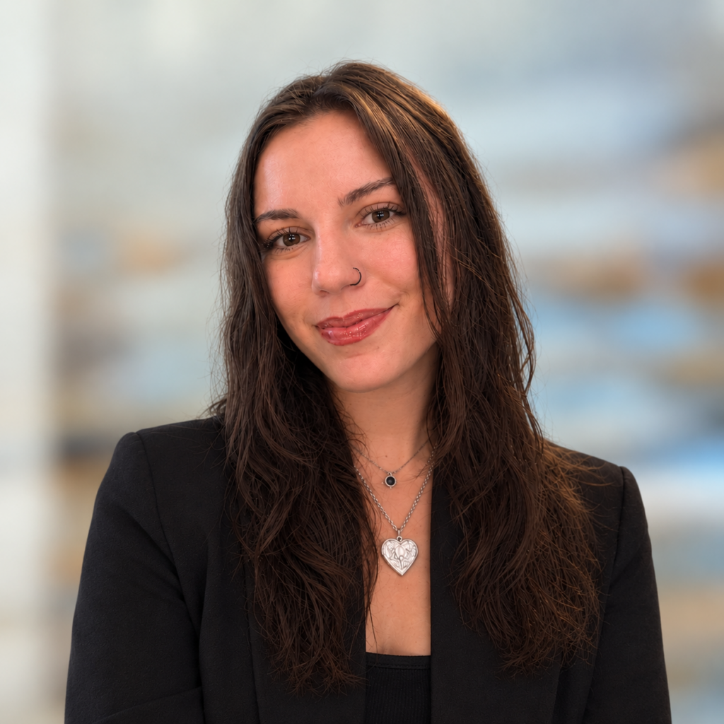 Veronica Plantus Headshot